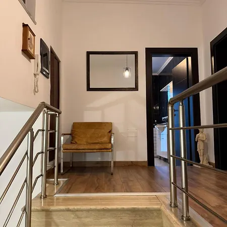 Gather House Nest Apartment